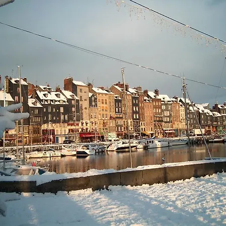 Escapade Au Coeur De Avec Parking Prive Et Vue Panoramique Apartment Honfleur